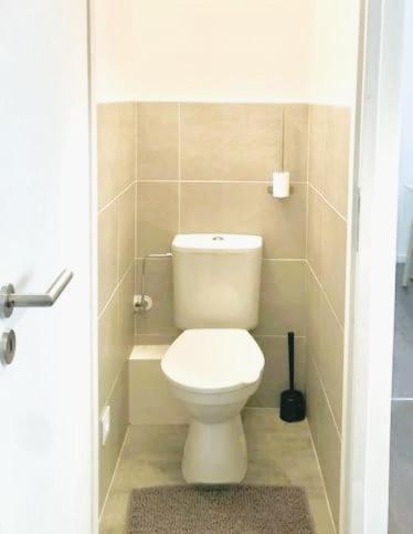 Rm-1 - Appartement F2 Au 1Er Etage Pour 1-3 Pers Mulhouse Exterior photo