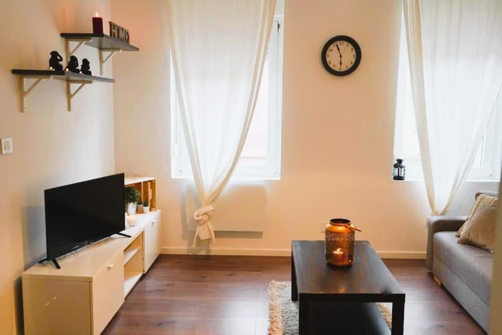 Rm-1 - Appartement F2 Au 1Er Etage Pour 1-3 Pers Mulhouse Exterior photo